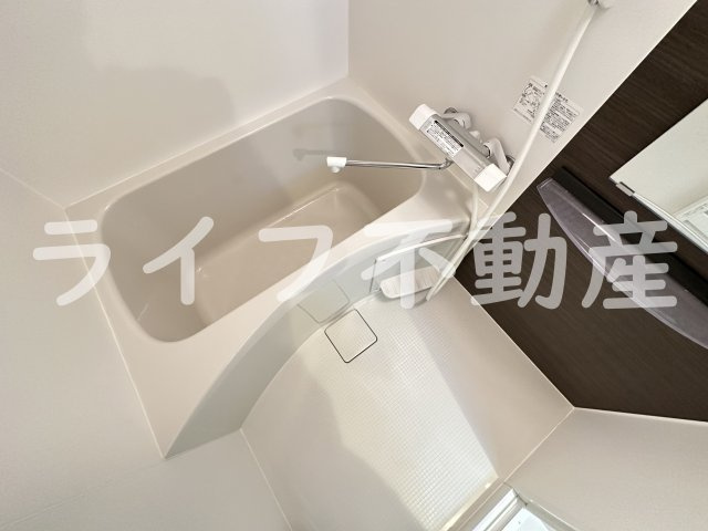 リブリ・布施の浴室