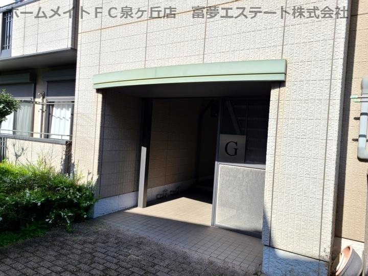 DAIKENN浜寺南町G棟のエントランス