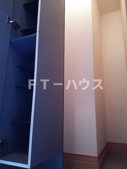 千葉市花見川区幕張町３丁目のアパートの収納|シューズボックス