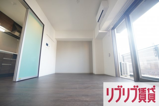 KDXレジデンス千葉中央Eastの居間・リビング