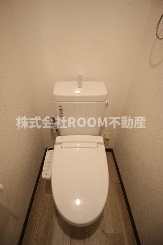オーシャンハイツ参番館のトイレ|ゆったりとした空間のトイレです