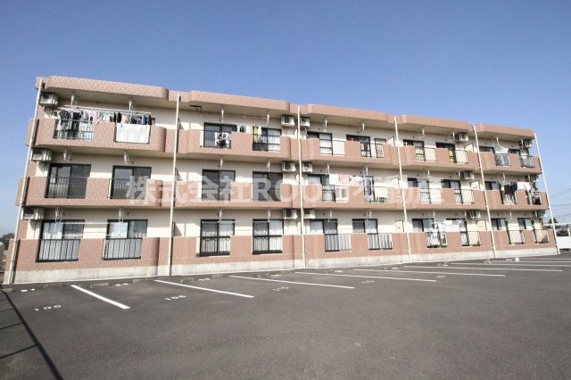 瀬戸山マンション3号館の外観|きれいな外観です