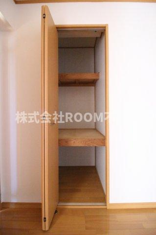 瀬戸山マンション3号館の居間・リビング|ゆったりとした居間です