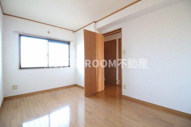 瀬戸山マンション3号館のバルコニー|落ち着いた時間を過ごせるバルコニーです