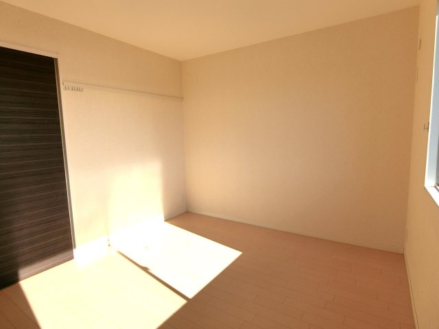 プリムローズ弐番館の洋室