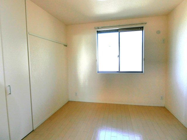 プリムローズ弐番館の洋室