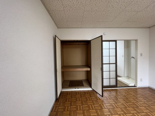 浜尾ハイツの収納|北洋室収納