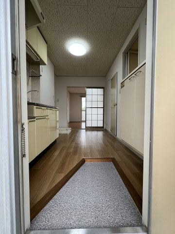 浜尾ハイツの玄関