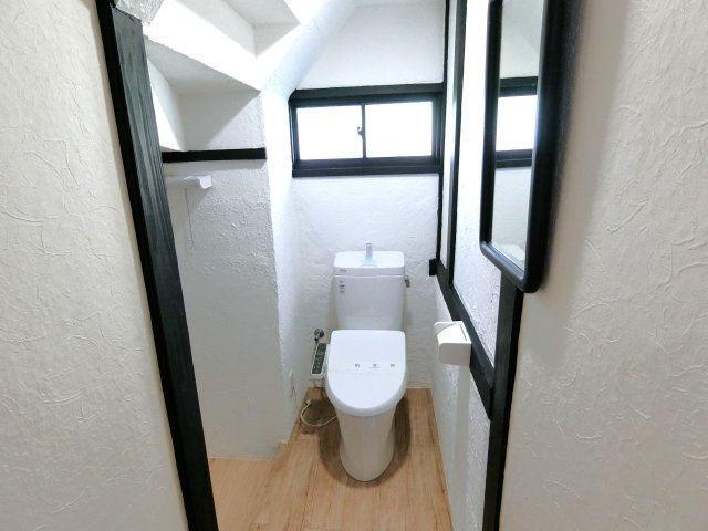 東郷島田邸のトイレ