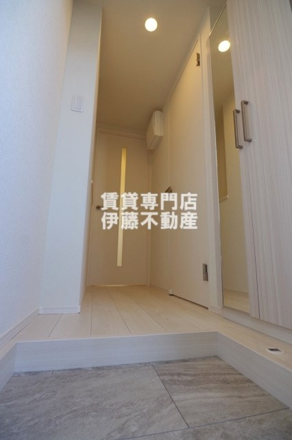 pluvius arcus Nagoyaの玄関