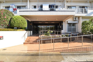 【エントランス】 | エントランスアプローチ　※大規模修繕工事前