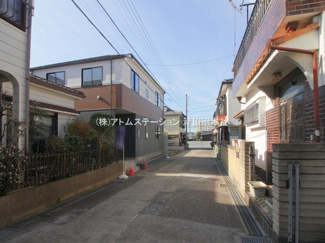 【前面道路含む現地写真】