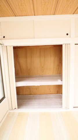 萩山町4丁目テラスハウスの収納