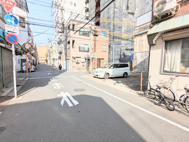 浅草５丁目土地の前面道路含む現地写真
