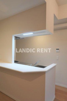 【内装】 | LANDIC PREMIUM HAKATA