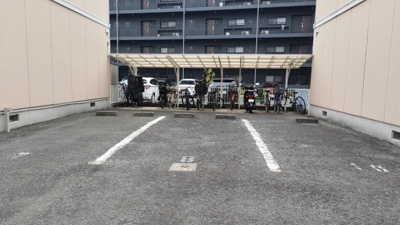 【駐車場】 | レジデンスセレニティーB棟