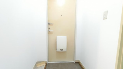 【玄関】 | レジデンスセレニティーB棟