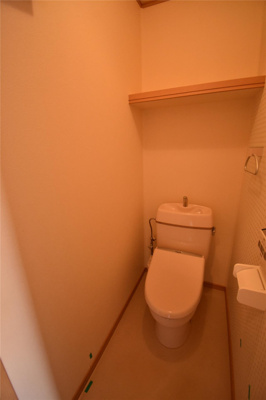 【トイレ】 | ファミールD | 清潔感のあるトイレです