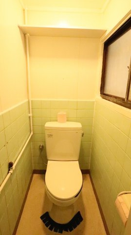 萩山町4丁目テラスハウスのトイレ|1Fトイレ