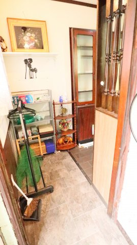 萩山町4丁目テラスハウスのエントランス