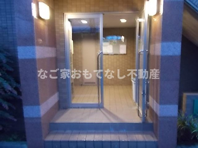 【エントランス】 | レージュ名西