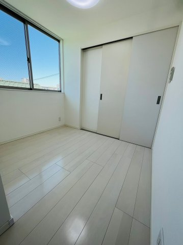 仲介手数料0円！！オリエンタル清水の居間・リビング