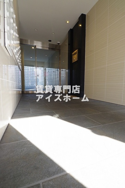 パルティール黒川のエントランス