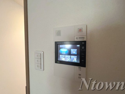 【セキュリティ】 | プレサンスジェネ丸の内 | モニター付きインターホンです
