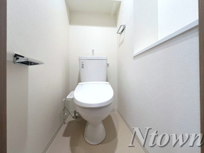 【トイレ】 | プレサンスジェネ丸の内 | 清潔感のあるトイレです