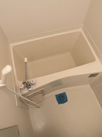 仲介手数料0円！！カーサ・ルチア志賀本通の浴室