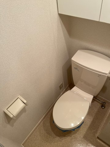 仲介手数料0円！！カーサ・ルチア志賀本通のトイレ