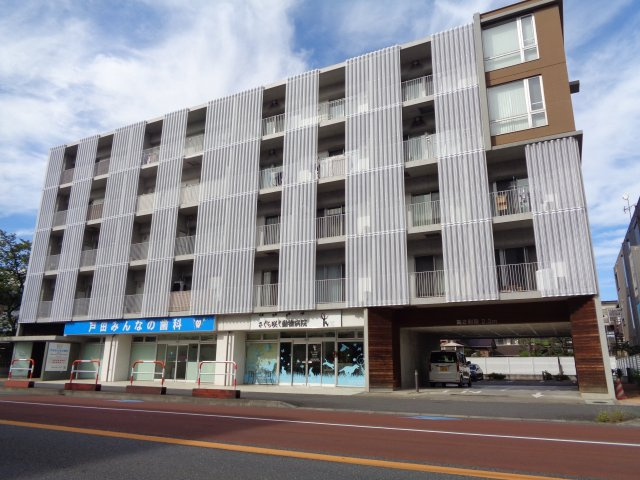 戸田市大字新曽の賃貸マンションの外観
