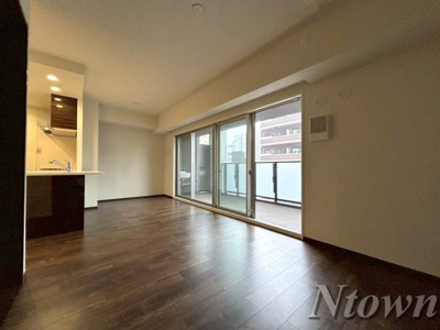 【居間・リビング】 | プレサンス　グラン　栄　THE　TOWER | ゆったり過ごせるリビングです