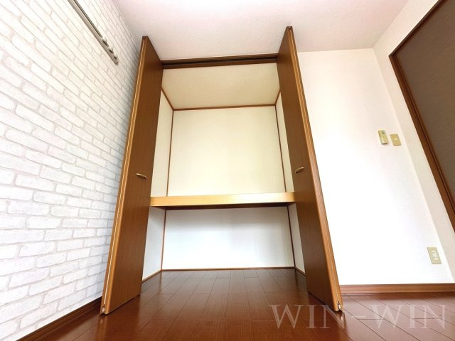 エム鷹丘の収納