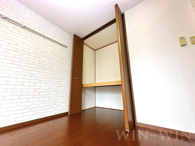 エム鷹丘の収納