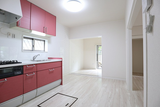 羽西貸家のキッチン