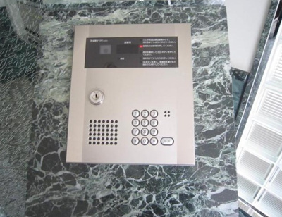 【セキュリティ】 | TEC小作 | エントランスにはオートロックも完備してます。