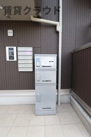 パークサイドＳＯＧＡのロビー|宅配ボックスがあると、自分の時間を有効活用できますね！