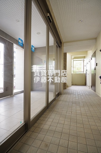 プレステージ金城のロビー