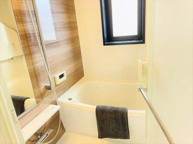 ライオンズマンション京王南大沢の浴室|～新規交換したキレイなバスルーム　気持ち良く湯船に浸かる事が出来ます～