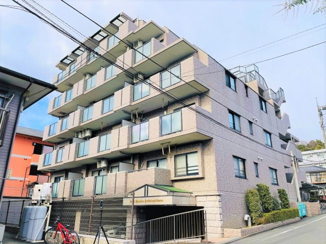 ライオンズマンション京王南大沢の外観|～南大沢駅徒歩11分　三方角住戸　内装フルリノベ済マンション～