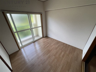 吉田マンションの居間