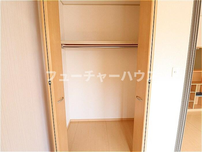 グラシューズ　Ａ・Ｂ棟の収納