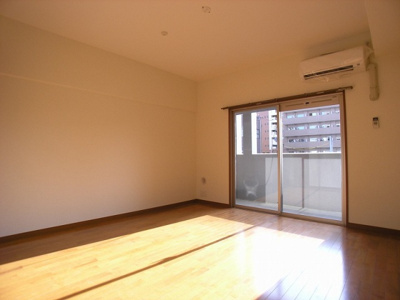 【居間・リビング】 | イルマーレ博多　★プライスホームなら仲介手数料が割引価格です★