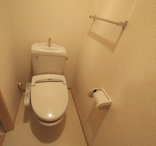 リビングタウン榎戸C棟のトイレ