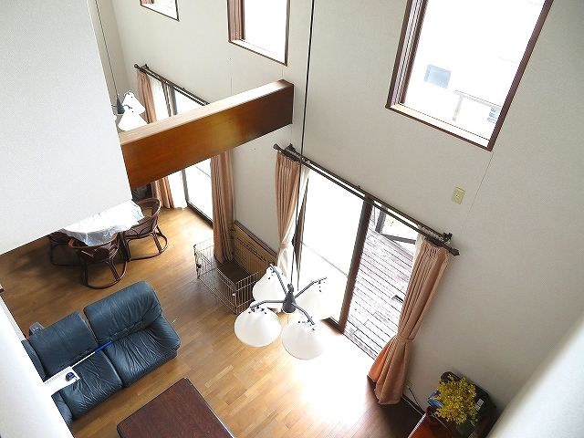 高知市 横浜新町一丁目 中古戸建ての居間・リビング