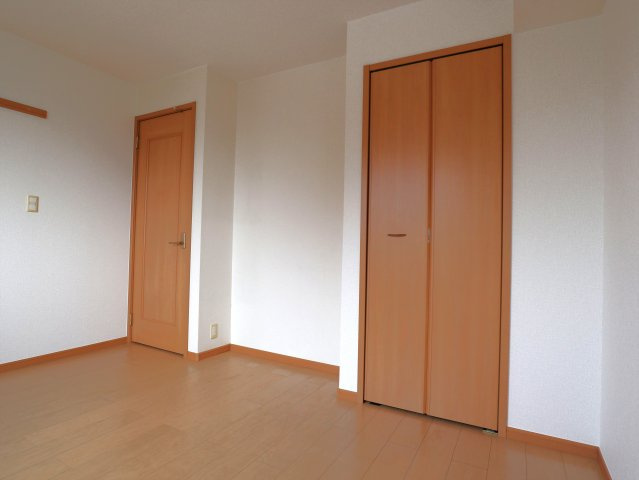 ハイデヒルズ黒瀬の洋室