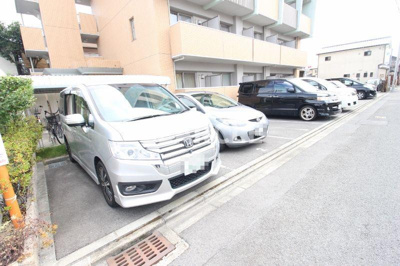 【駐車場】 | CENT VILLA | 駐車場完備です