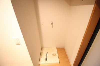 【設備】 | ピッコロモンド | 洗濯機置場