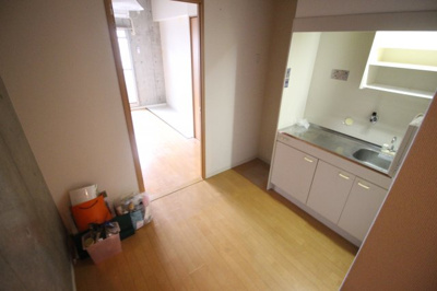 【居間・リビング】 | ピッコロモンド | キッチン前部分です